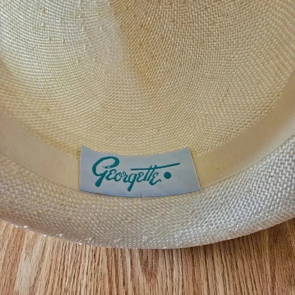 Georgette Vintage Women's Classy Hat Cream. - Picture 13 of 13